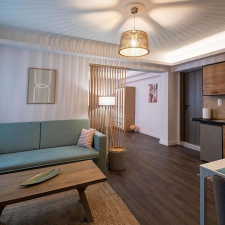 Niki Athens Suites - Cosy Suite In The Historical Center Of Афины Экстерьер фото