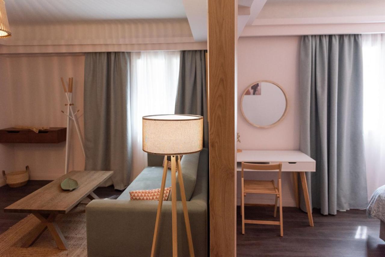Niki Athens Suites - Cosy Suite In The Historical Center Of Афины Экстерьер фото