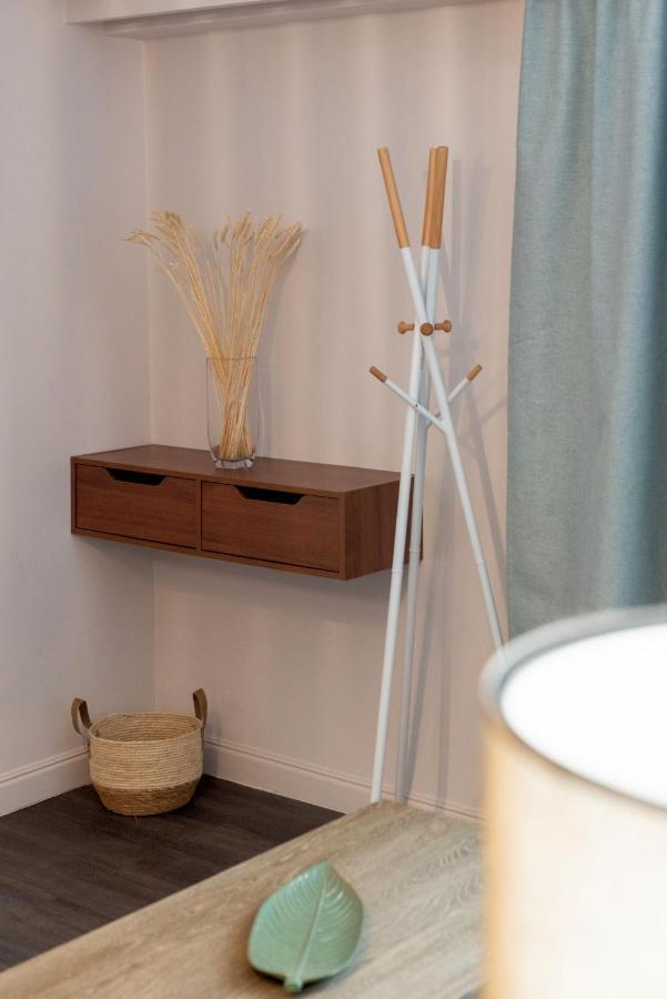 Niki Athens Suites - Cosy Suite In The Historical Center Of Афины Экстерьер фото