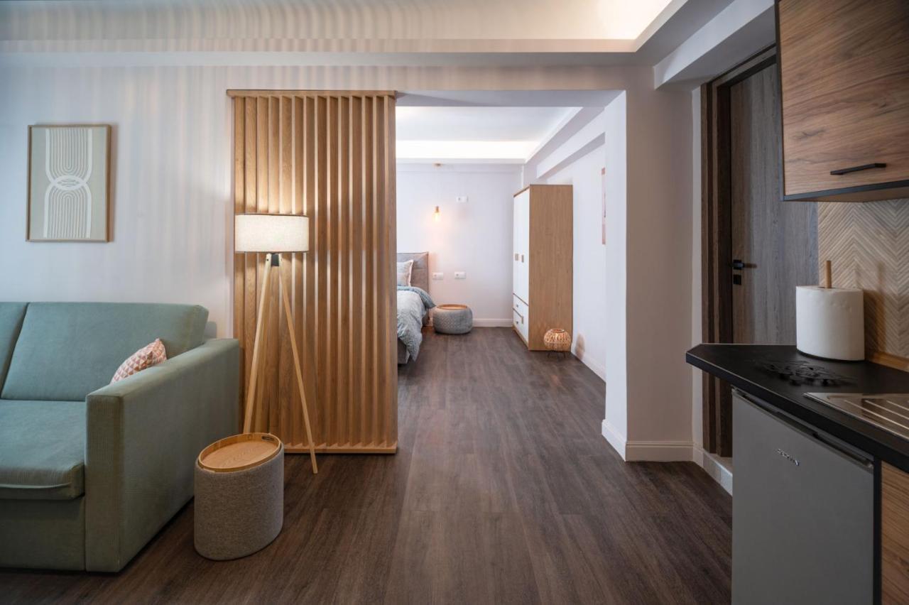 Niki Athens Suites - Cosy Suite In The Historical Center Of Афины Экстерьер фото